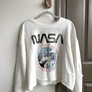 Graphic Cropped Sweatshirt, NASA Design in White
